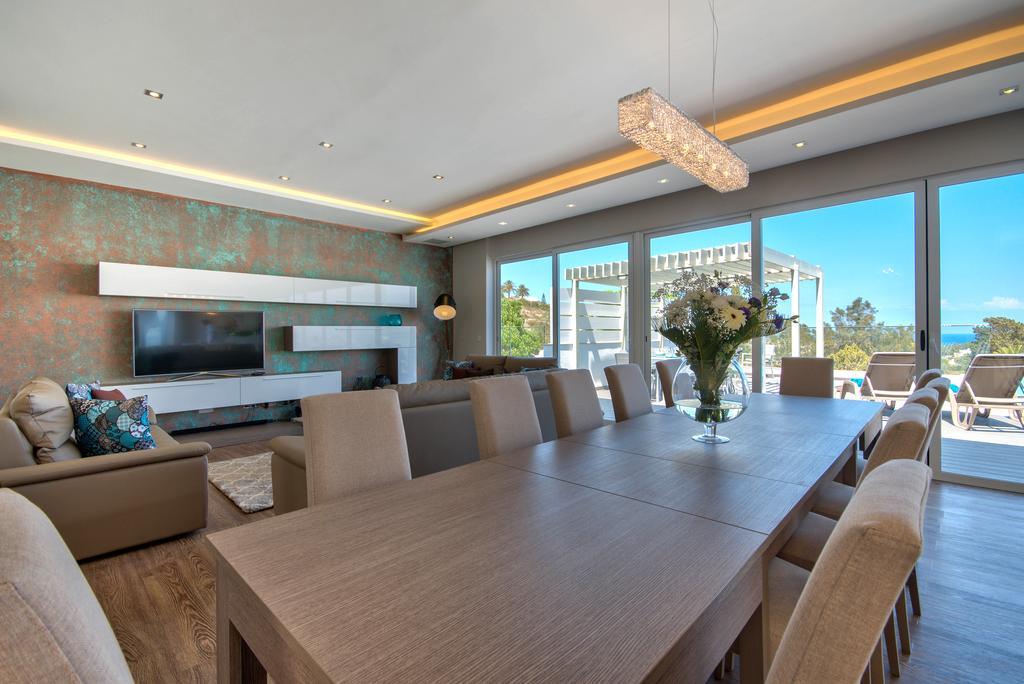 Villa Gaia - Sunset Views, Indoor Heated Pool, Sauna And Games Room Mellieħa Exteriör bild